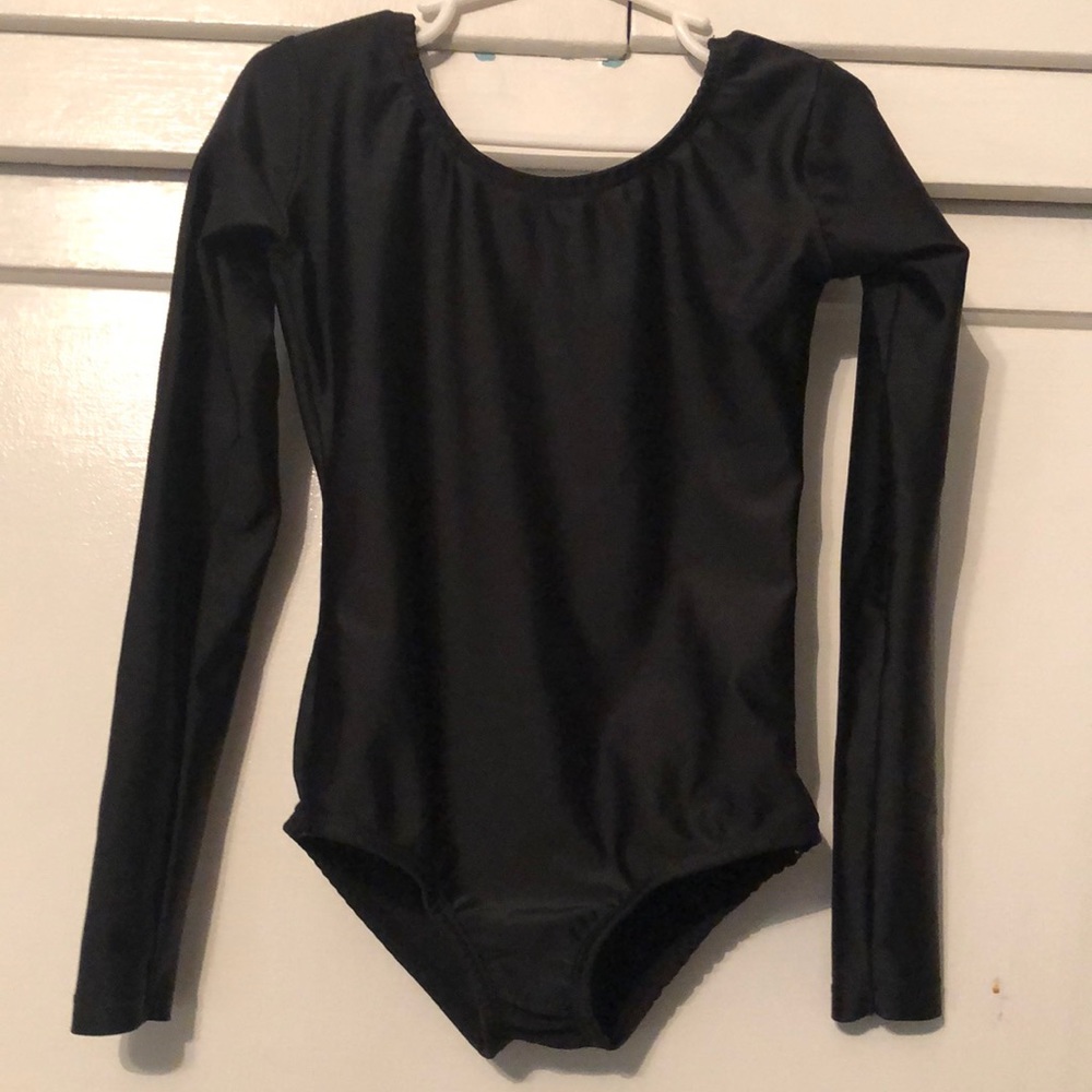 Girls black long sleeved leotard
